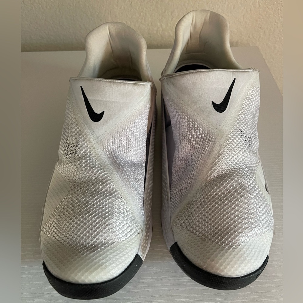 Nike Go Flyease Panda White Sneakers